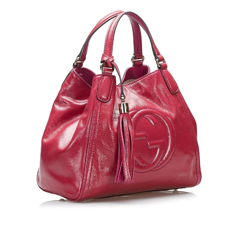 Women Gucci Sylvie bags with a monogram - embossed leatherGucci Soho Satchel (SHG-VqP1mv)