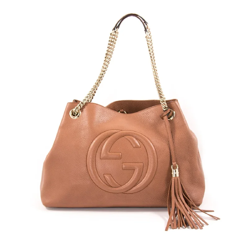 Women Gucci bags with a zippered interior pocketGucci Soho Large Chain Shoulder Bag