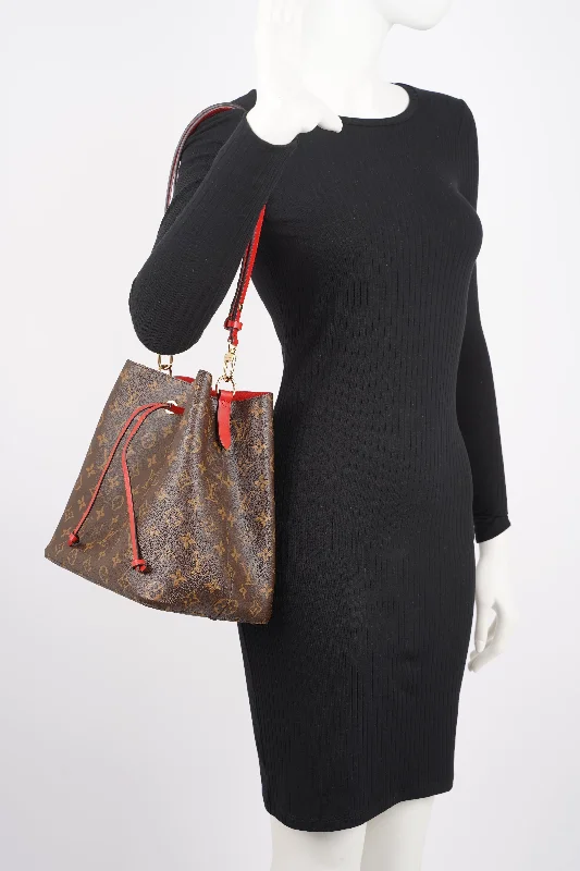 Louis Vuitton bags with a chain - link trim and a leather body for a modern edgeLouis Vuitton Womens Neo Noe Monogram Red