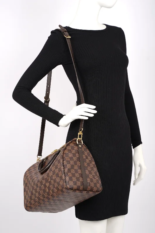 Ladies Louis Vuitton shoulder bags with a magnetic - closure flap for easeLouis Vuitton Womens Speedy Bandouliere Damier Ebene 30