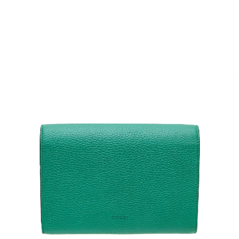 Gucci tote bags for women with a spacious interiorGucci Green Crystal Dionysus Mini Chain Bag