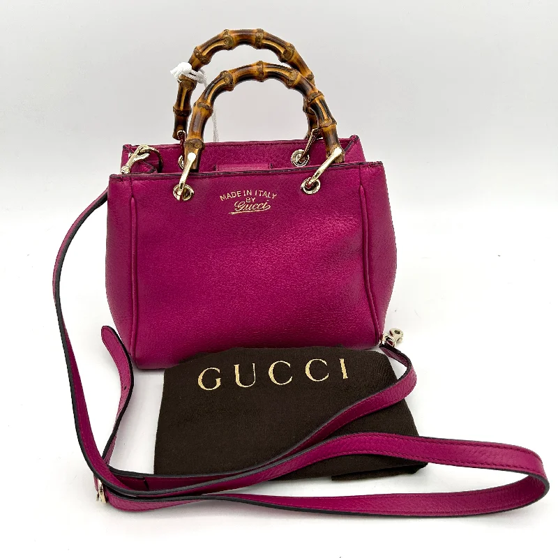 Ladies Gucci shoulder bags with a magnetic - closure flapGucci Pink Leather Bamboo Handle Satchel Medium