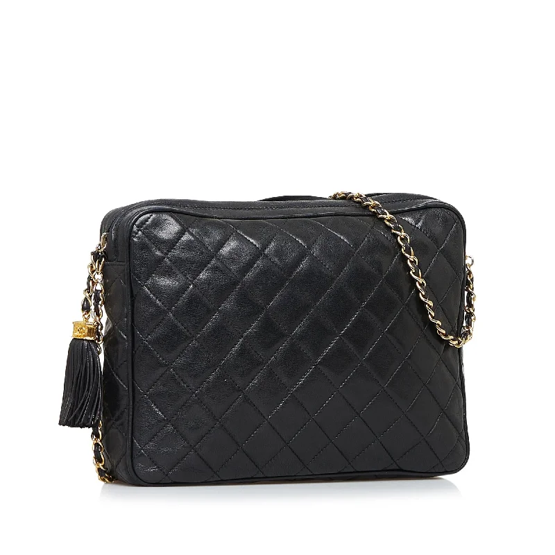 Chanel Lightweight Handbag for Daily ErrandsChanel CC Lambskin Tassel Shoulder Bag (Bsuxng)