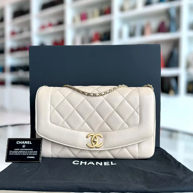 Chanel Luxury Handbag for High - End Events*Modern Reissue, Like New* Diana Jumbo 28CM Quilted Lambskin Beige GHW No 20