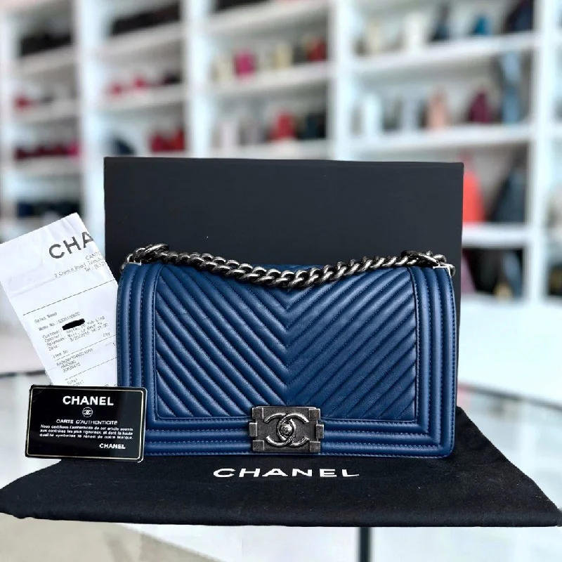 Chanel New Arrival Handbag with Gold Hardware*Receipt, Full Set* Chanel Boy Old Medium 25CM Chevron Lambskin Leboy Dark Blue RSHW No 24