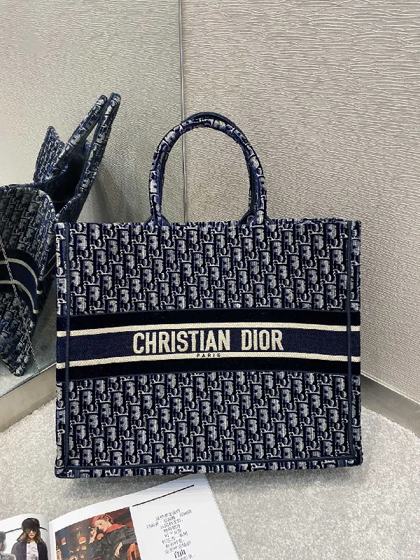 Christian Dior backpacks with a sleek, minimalist silhouetteChristian Dior MeChristian Diorum Book Tote Dark Blue For Women 14in/36cm