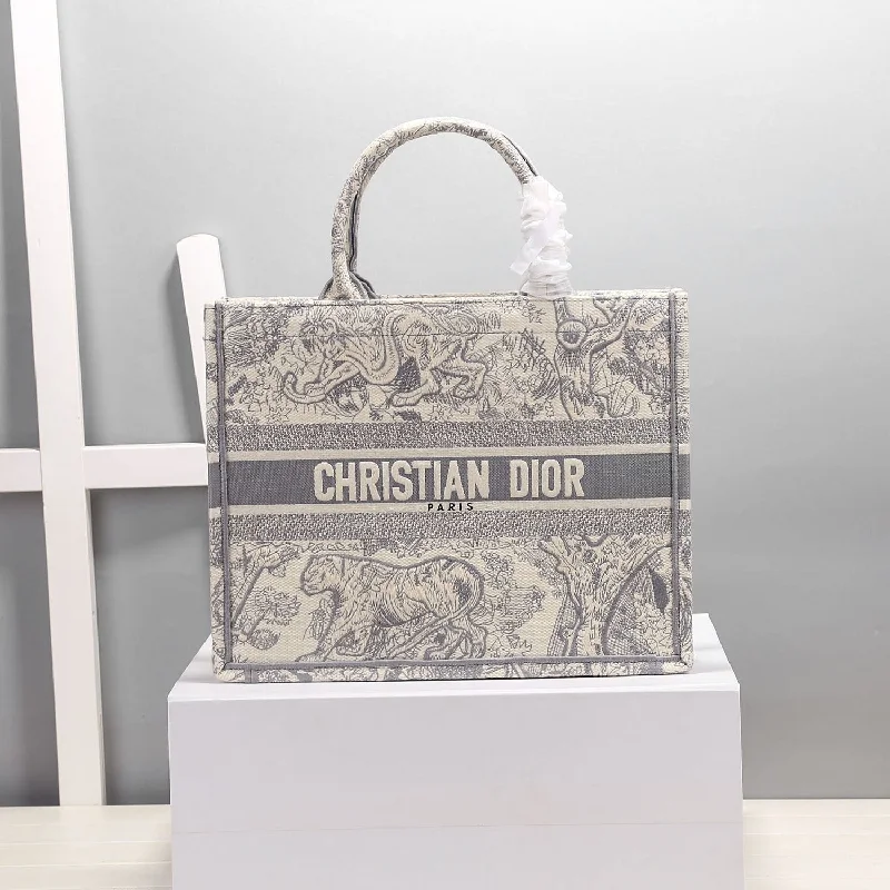 Christian Dior bags with a quilted pattern and gold - toned hardwareChristian Dior MeChristian Diorum Book Tote Gray