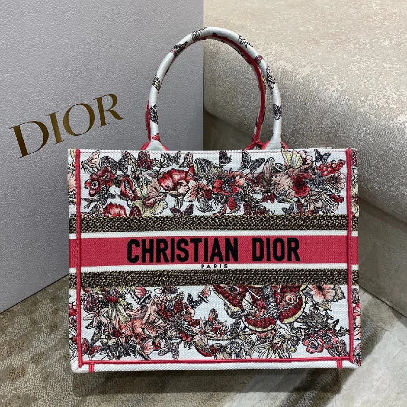 Christian Dior tote bags with a double - handle and shoulder - strap optionChristian Dior MeChristian Diorum Book Tote