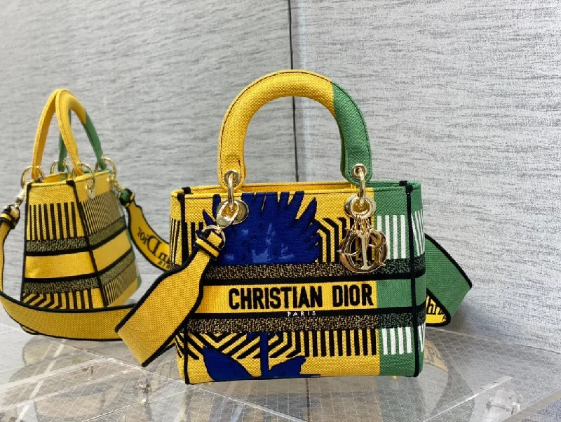 Christian Dior Saddle bags with a studded trim for a bold lookChristian Dior MeChristian Diorum Lady D-Lite Bag D-Flower Pop Embroidery