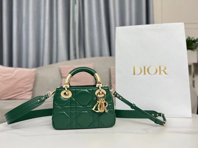 Christian Dior Saddle bags with a distressed leather finishWF - Dior Bags - 1063