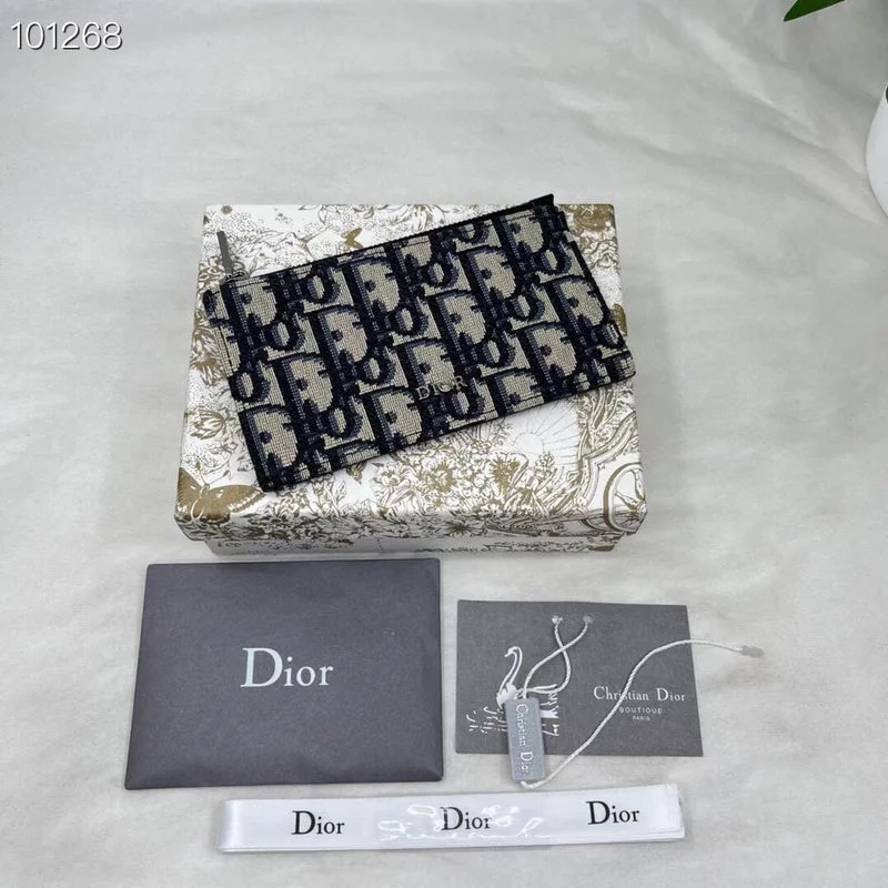 Christian Dior handbags with a detachable mirror for on - the - go touch - upsWF - Dior Bags - 1115