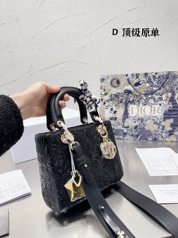 Christian Dior Saddle bags with a distressed leather finishWF - Dior Bags - 114