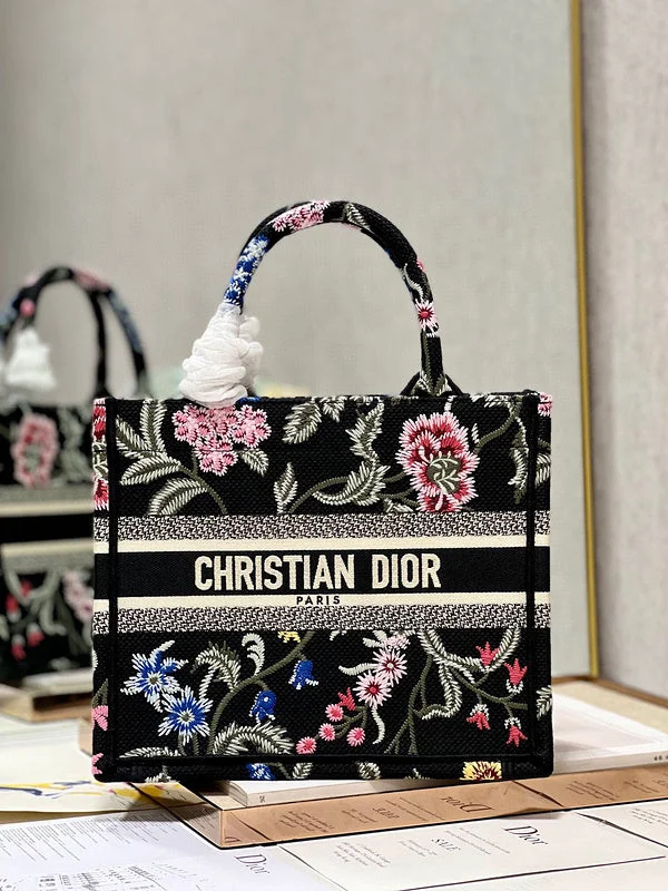 High - fashion Christian Dior bags with a geometric patternDior Bag