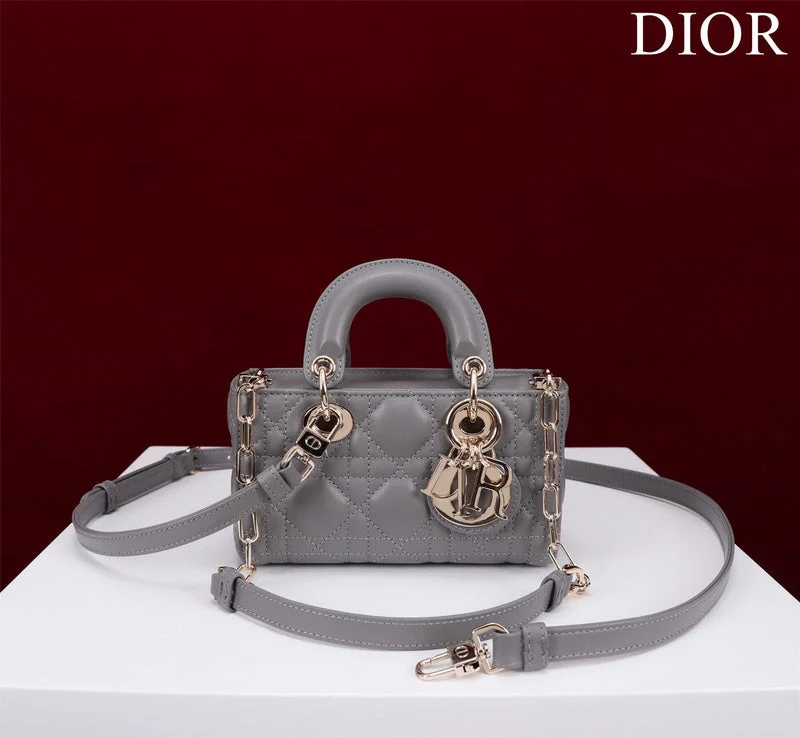 Christian Dior crossbody bags with a front - flap pocket for easy accessDior Bag