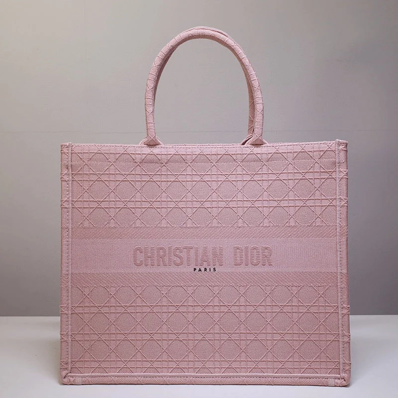 Fashion - forward Christian Dior tote bags for the modern womanmakbags - Dior Bags - 090