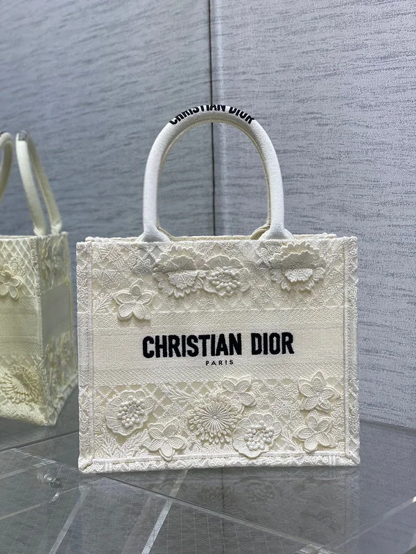 Fashion - forward Christian Dior tote bags for the modern womanmakbags - Dior Bags - 1045