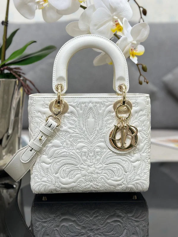 Christian Dior handbags with a removable shoulder strap for versatilityWF - Dior Bags - 1206